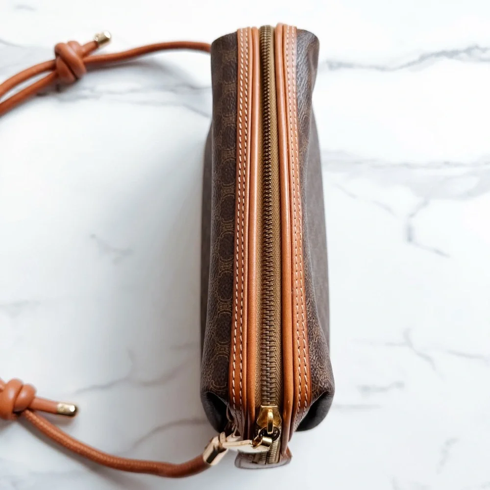 Authentic vintage Celine Macadam clutch on strap - Picture 5 of 15